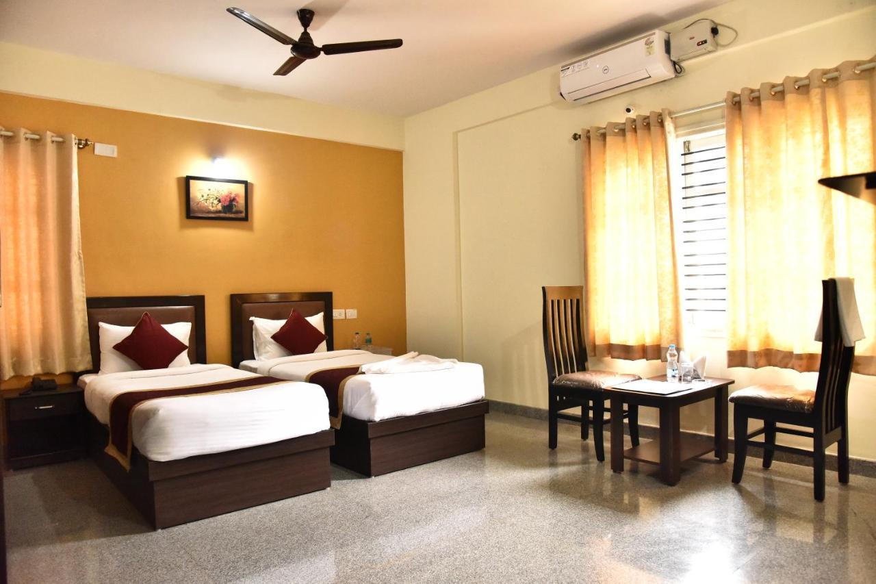 The Banjaara Suites Bangalore Exterior foto